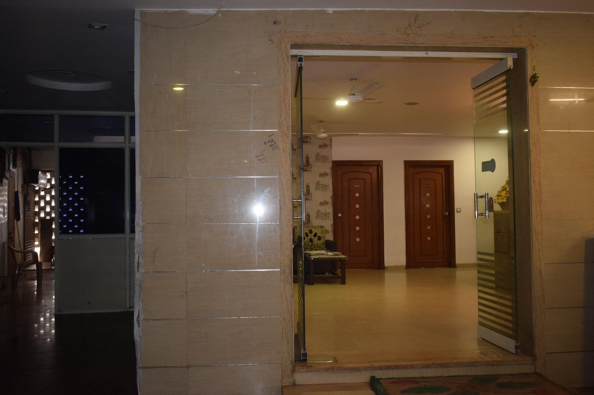 Fabhotel Kadamb Inn Ahmedabad Exterior foto