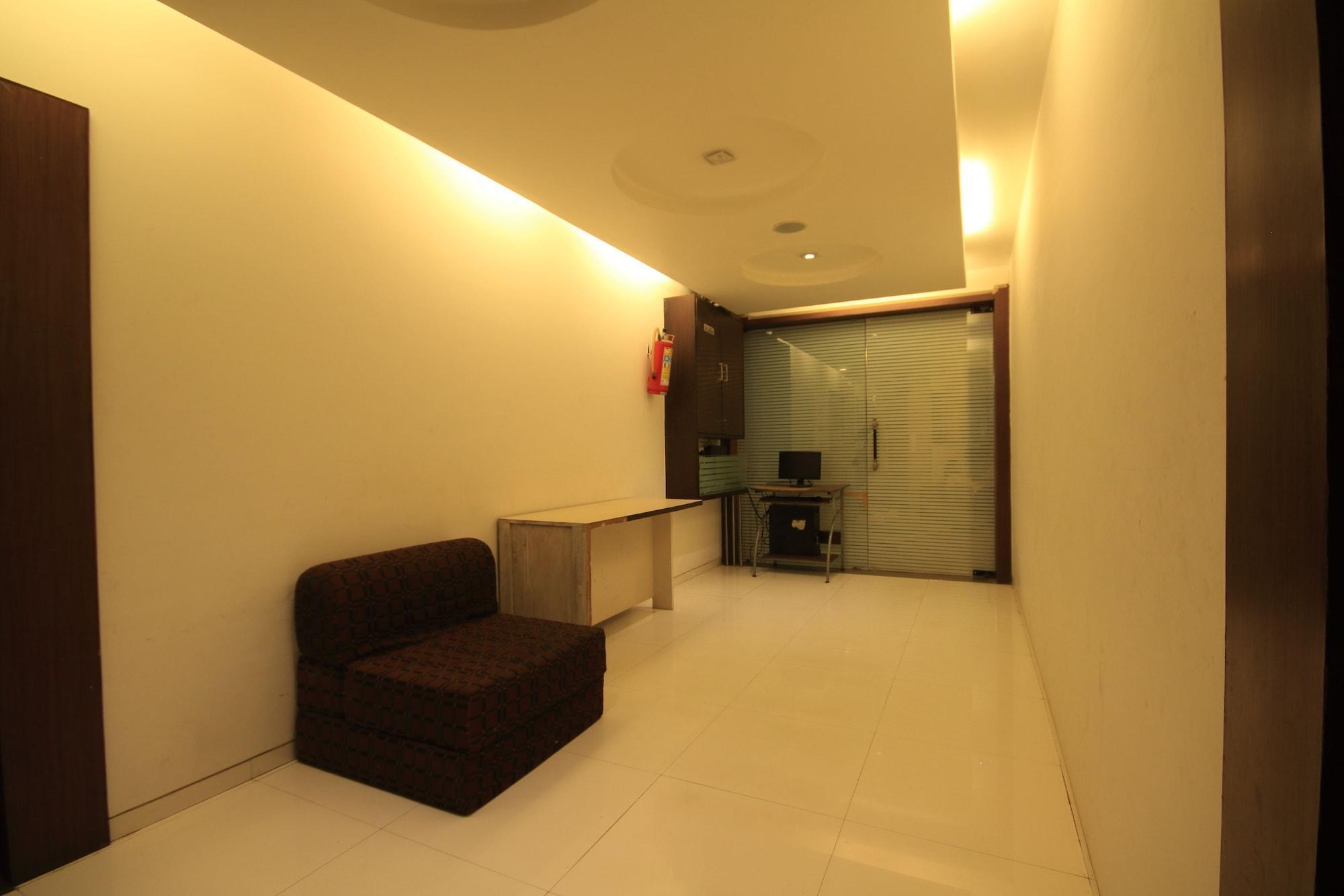 Fabhotel Kadamb Inn Ahmedabad Exterior foto